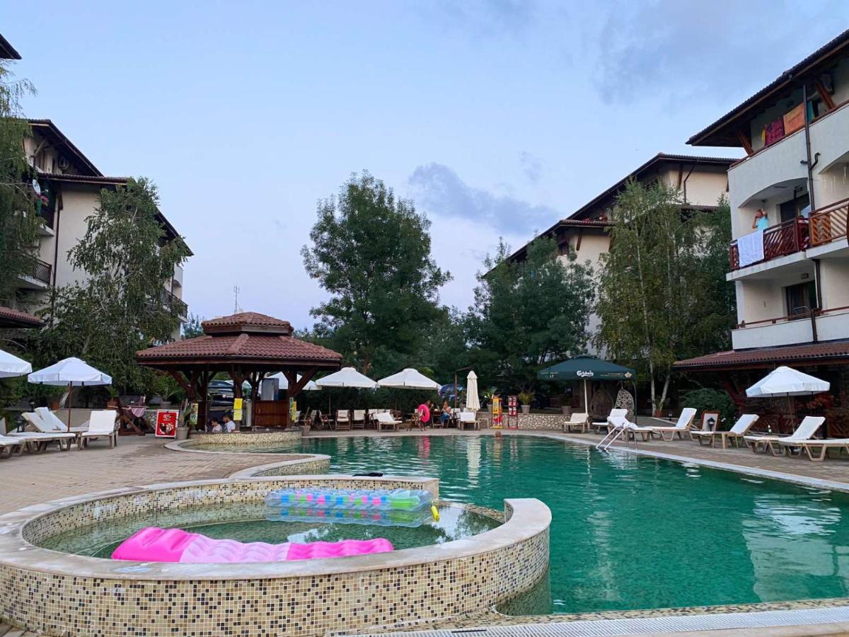 Aparthotel Mm Complex Primorsko Exterior foto