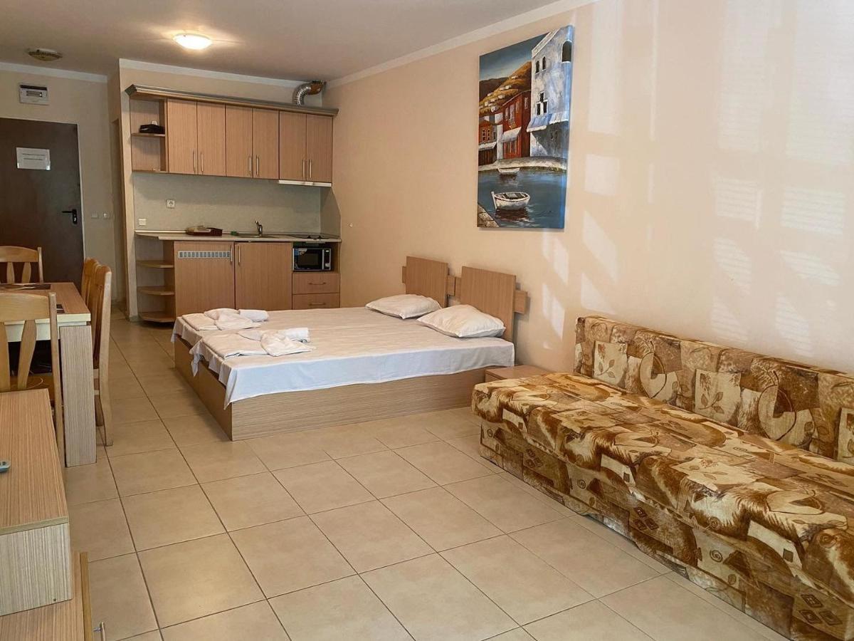 Aparthotel Mm Complex Primorsko Exterior foto